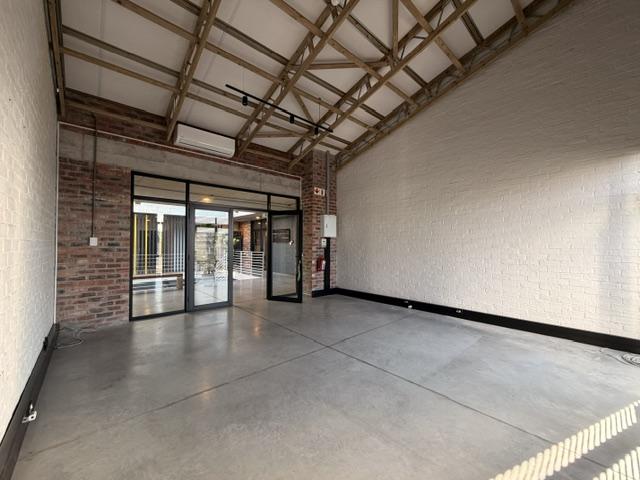 To Let Commercial Property for Rent in Walmer Eastern Cape